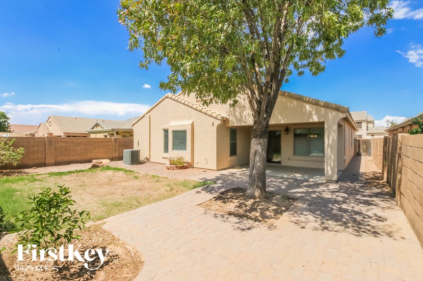 1417 E JEANNE Lane Studio House for Rent - Photo Gallery 15