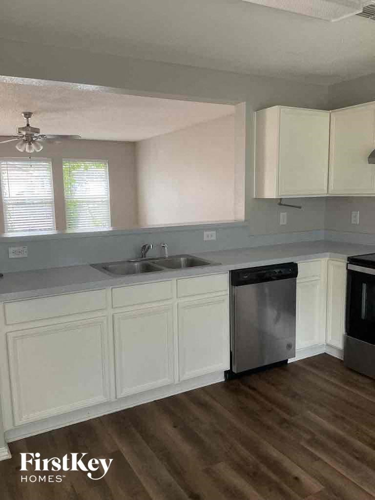 2553 Big Spring Drive 3 Beds House for Rent - Photo Gallery 5