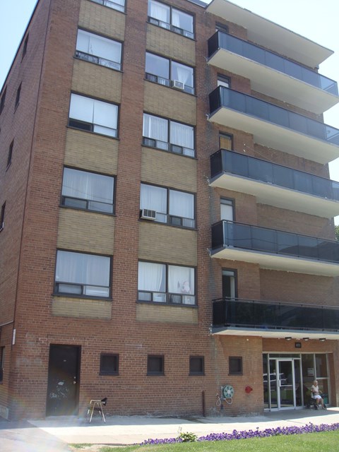 the building in which the apartment is located