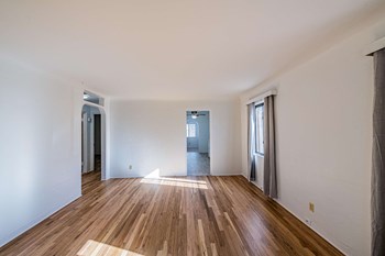 624 Adams Street NE 3 Beds House for Rent - Photo Gallery 11