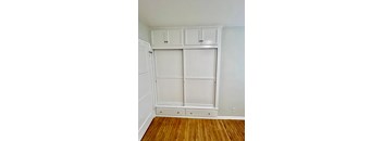 2 Bedrooms, 1 Bathroom