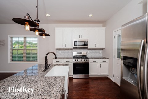 125 RIDGEFIELD LANE 4 Beds Apartment for Rent