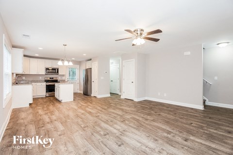 606 N Scruggs Street 3 Beds Apartment for Rent