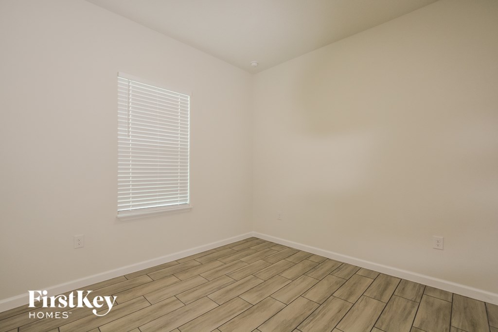 830 Gila Way 4 Beds House for Rent - Photo Gallery 15