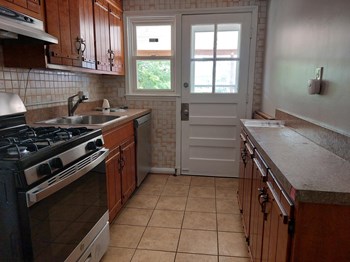 5506 Council St 3 Beds Townhouse, Maryland for Rent - Photo Gallery 3