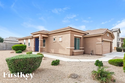 11951 W RIO VISTA Lane 3 Beds Apartment for Rent
