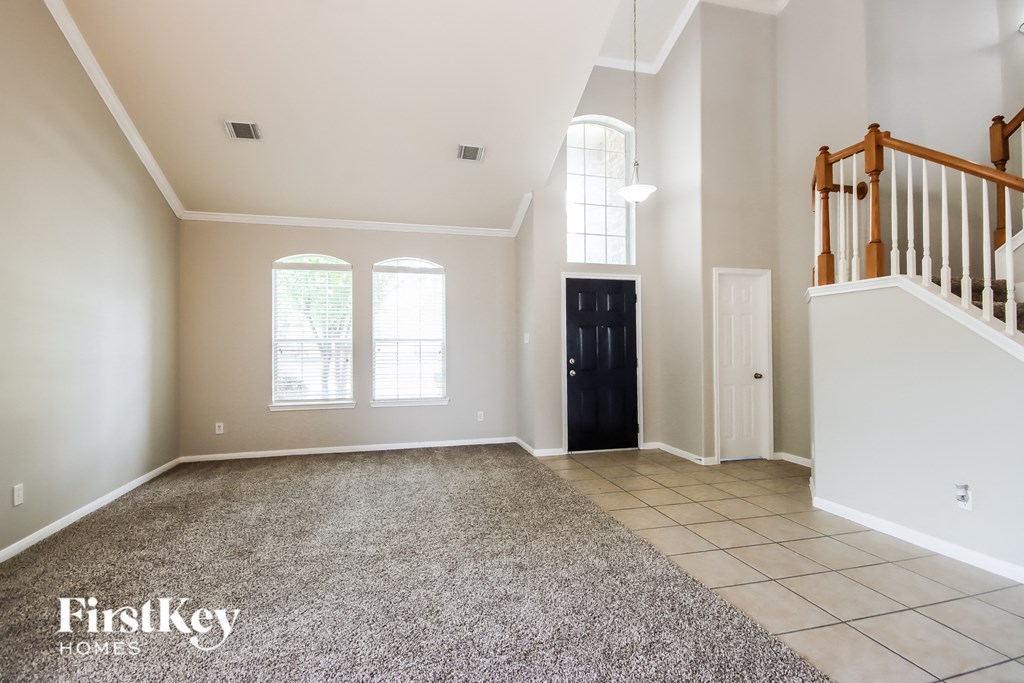 1002 Alp Springs Court 4 Beds House for Rent - Photo Gallery 3