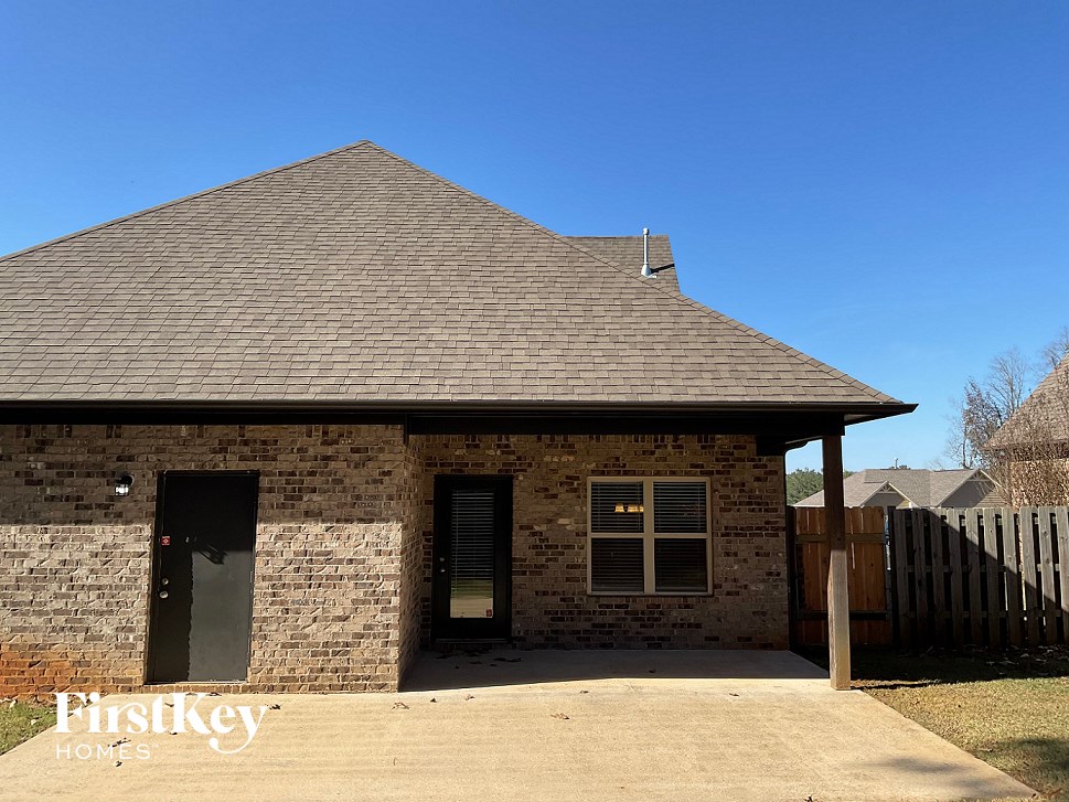 6366 COVE LANE 4 Beds House for Rent - Photo Gallery 10