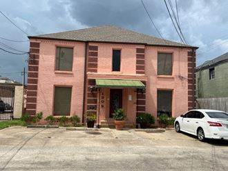 1908 W Main St. Studio-1 Bed Apartment for Rent