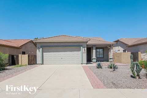 390 E Yellow Wood Avenue 3 Beds Apartment for Rent