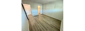 1 bedroom 1 bathroom 2nd Floor