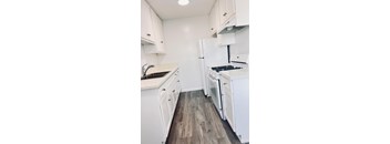 1 Bedroom, 1 Bathroom