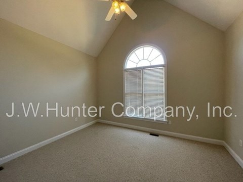 4903 PEBBLE BEACH CIRCLE N 4 Beds Apartment for Rent