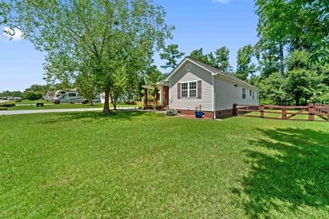 223 River Bend Road Studio House for Rent - Photo Gallery 31