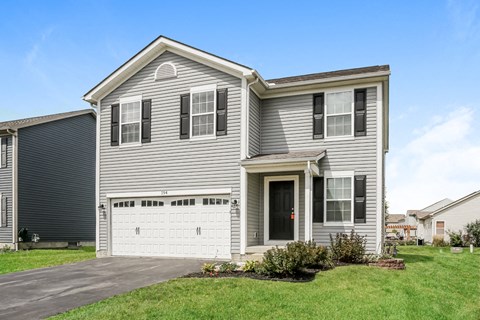 194 Silver Maple Drive 3 Beds Apartment for Rent