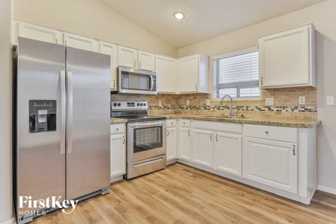 425 W JERSEY Way 3 Beds Apartment for Rent