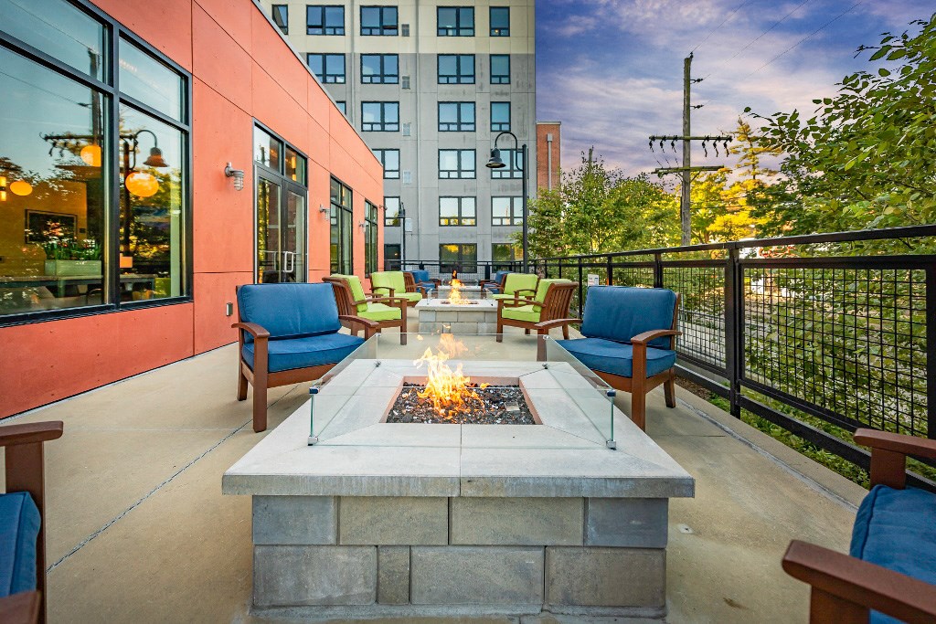 Enjoy an evening by the outdoor fire pit!