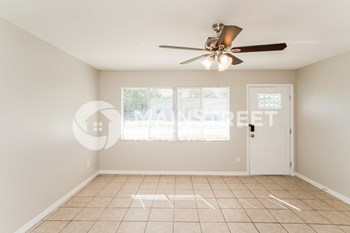 1532 Pulaski St 4 Beds House for Rent - Photo Gallery 3
