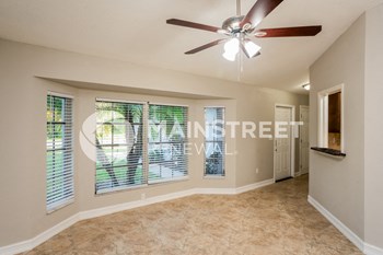 20354 EMERALD AVE 3 Beds House for Rent - Photo Gallery 3