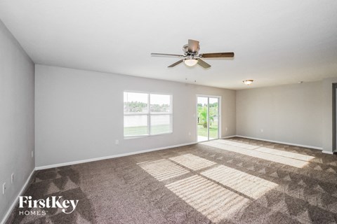 69 GREEN PALM COURT 4 Beds Apartment for Rent
