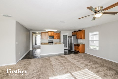 69 GREEN PALM COURT 4 Beds Apartment for Rent