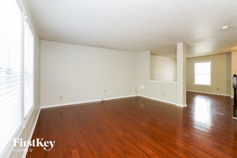 1204 N Aberdeen Drive 3 Beds Apartment for Rent