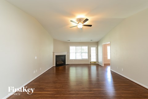 1946 Longmont Drive 3 Beds Apartment for Rent