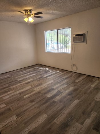 3322 East Presidio Road