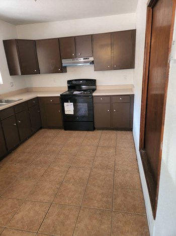 3322 East Presidio Road