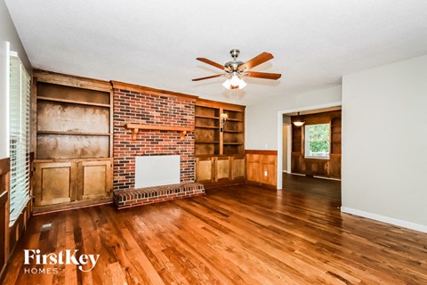 6917 Forest Manor Drive 3 Beds Apartment for Rent