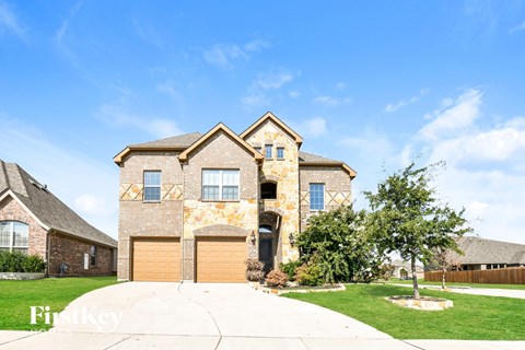 293 Arbury Drive 4 Beds Apartment for Rent
