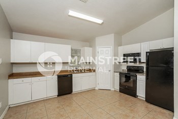 2305 13th Pl Sw 3 Beds House for Rent - Photo Gallery 5