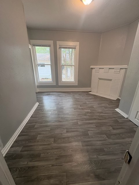 719 Walnut Street 2 Beds Apartment for Rent