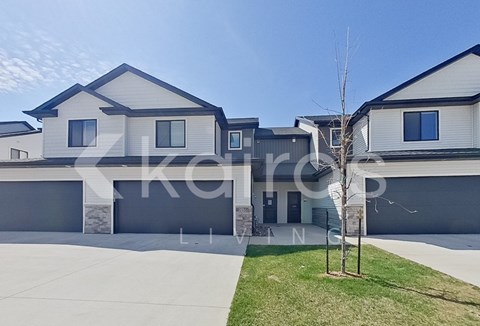 6936 Holly Ct 3 Beds Apartment for Rent