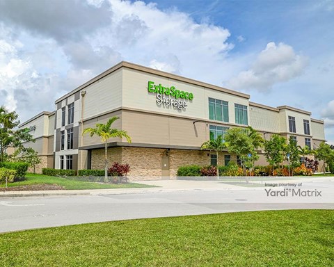 Storage Units for Rent available at 5219 Aquarius Blvd, Lake Worth, FL 33467