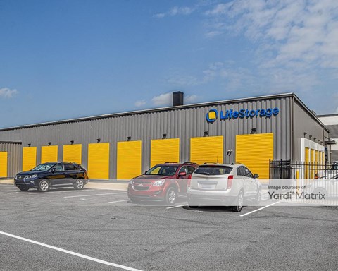 Storage Units for Rent available at 830 North 6Th Street, Lafayette, IN 47904