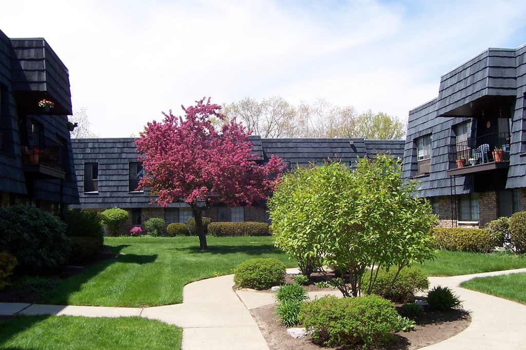 the courtyard in front of the building