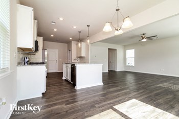 300 Ashborne Lane 3 Beds House for Rent - Photo Gallery 4