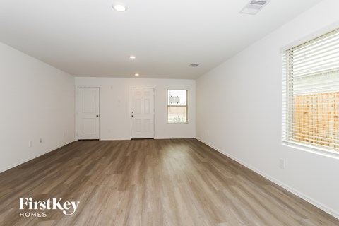 423 Jewett Meadow Drive 3 Beds Apartment for Rent