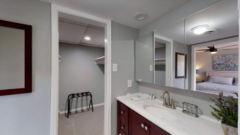 508 East Avenue J, 2 Beds Apartment for Rent