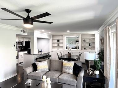 536 E Avenue J Apt B, Grand Prairie, 3 Beds Apartment for Rent
