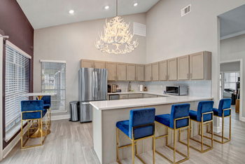 3802 Caravelle Pkwy Studio-3 Beds Apartment for Rent - Photo Gallery 6