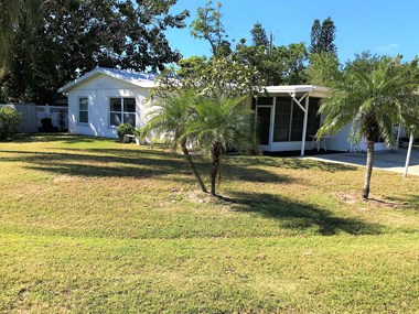 8706 44Th Ave Dr. W 2 Beds Apartment for Rent