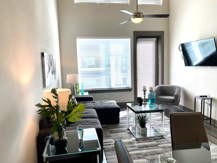 RD044 - Large Skyline View 1Bedroom And Loft