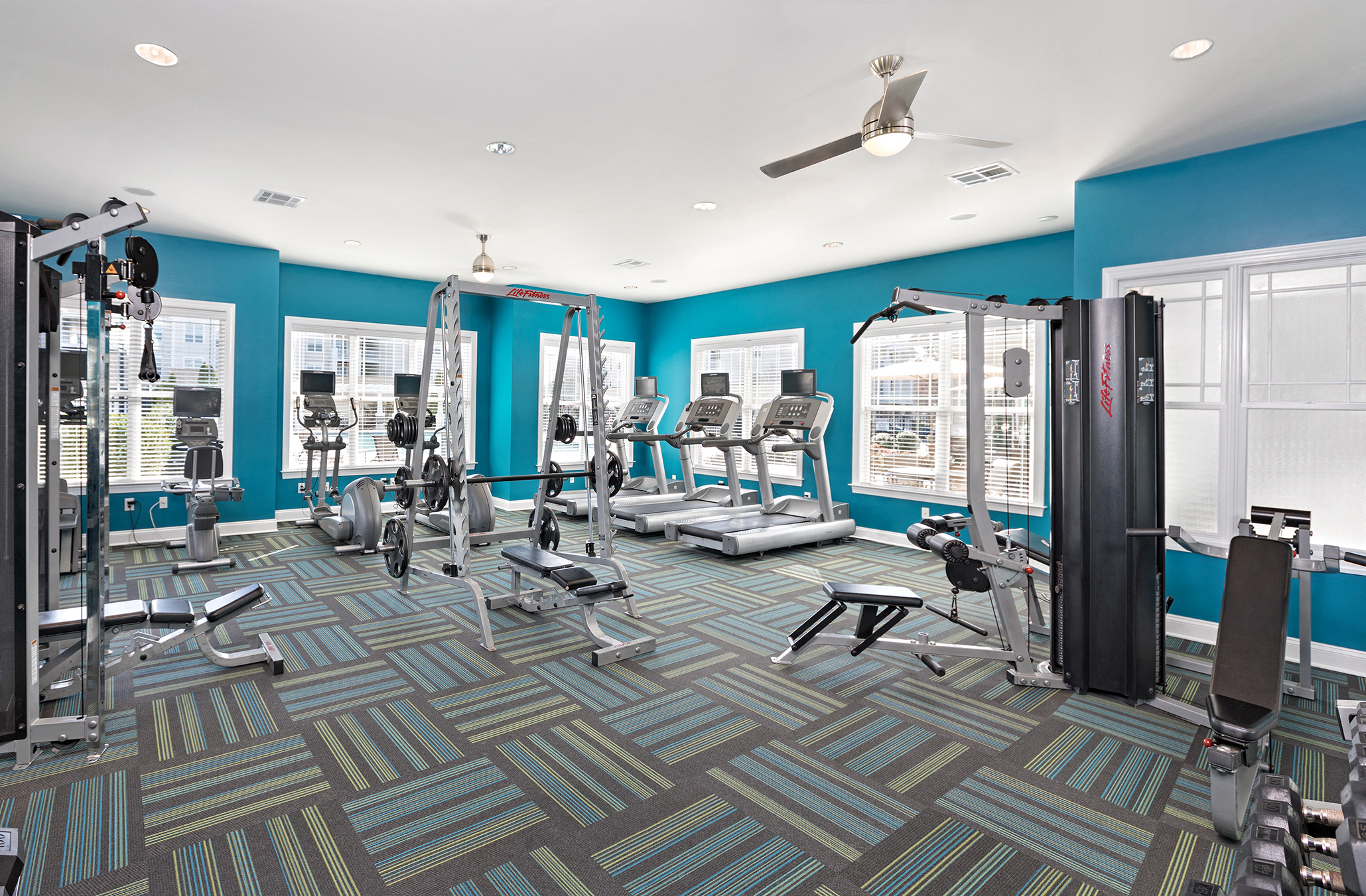 Addison Crater Woods Apartments in Petersburg, VA near Fort Lee, Colonial Heights, and TriCities