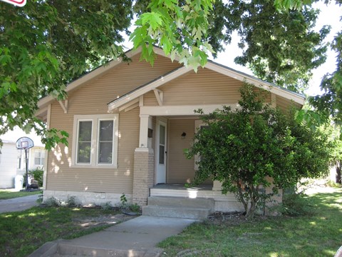 1235 South Lewis Place 2 Beds Apartment for Rent