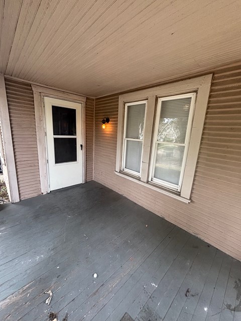 1235 South Lewis Place 2 Beds Apartment for Rent