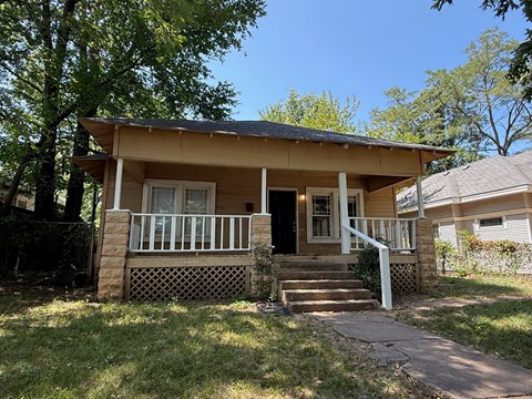 1108 North Cheyenne Avenue 4 Beds Apartment for Rent