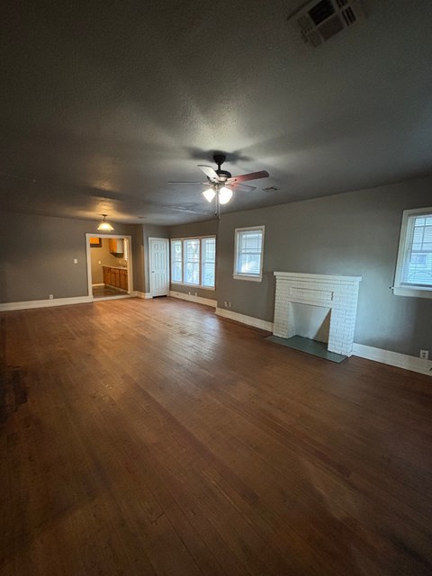 1108 North Cheyenne Avenue 4 Beds Apartment for Rent