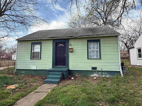 1030 North New Haven Avenue 3 Beds Apartment for Rent